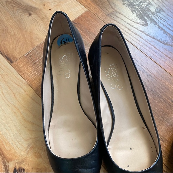 Lot Franco Sarto patent nude & black leather heels - Picture 2 of 10